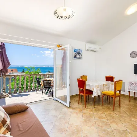 Helles Nur 100 Meter Zum Mit Meerblick Apartment Crikvenica