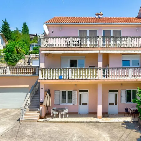 Apartment Helles Nur 100 Meter Zum Mit Meerblick *
