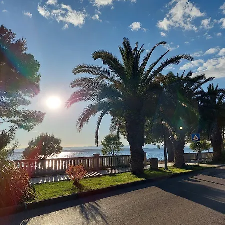 Helles Nur 100 Meter Zum Mit Meerblick Apartment Crikvenica